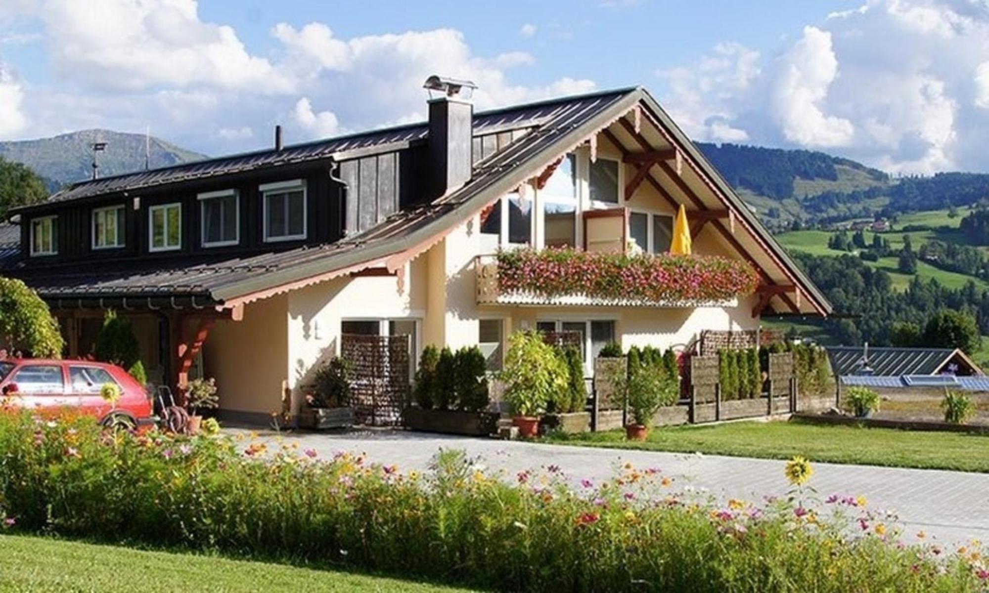 Ferienwohnung Bergblick, Haus Wilfer, Oberstaufen Plus Exterior photo